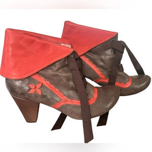 Channi B leather sz 11 Victorian lace up flower boots in excellent near new cond